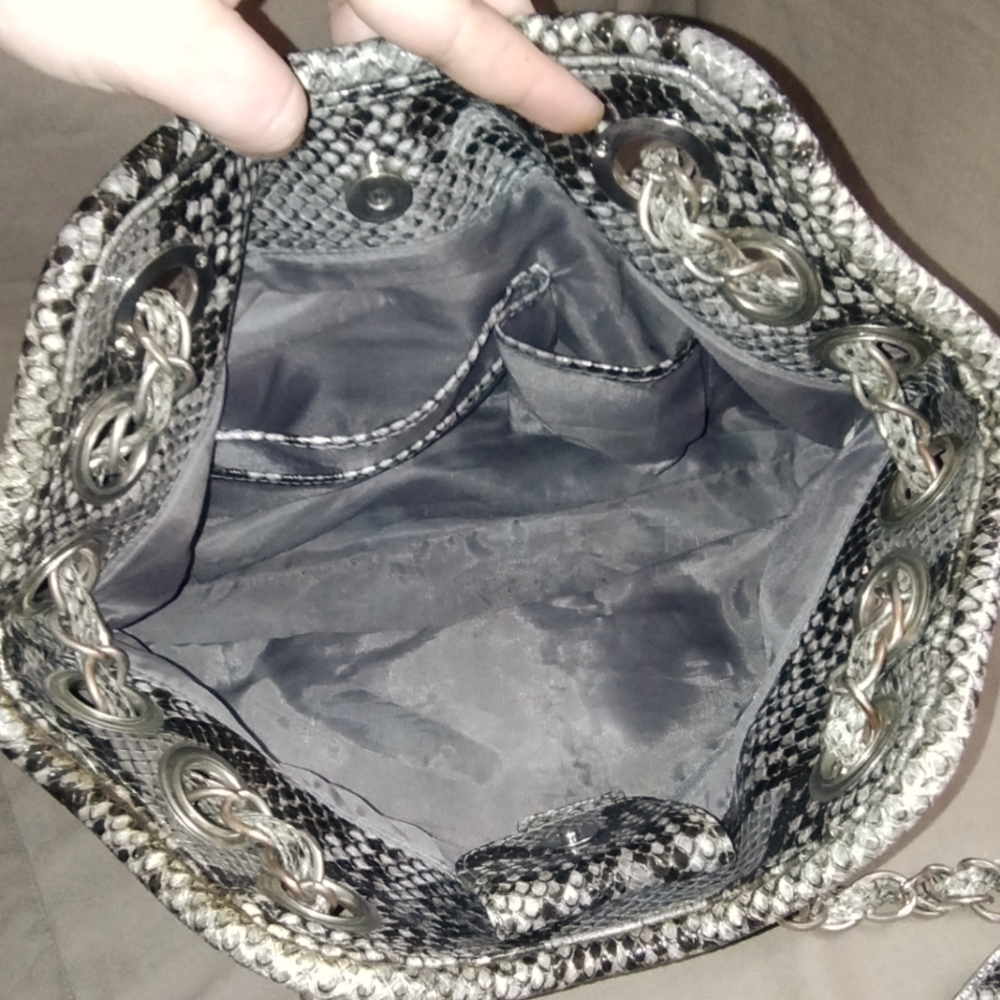 NICOLE BY NICOLE MILLER SNAKESKIN EMBOSSED BAG - Picture 12 of 16